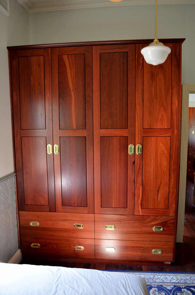 Guildford Small Timber Wardrobe Jarrimber