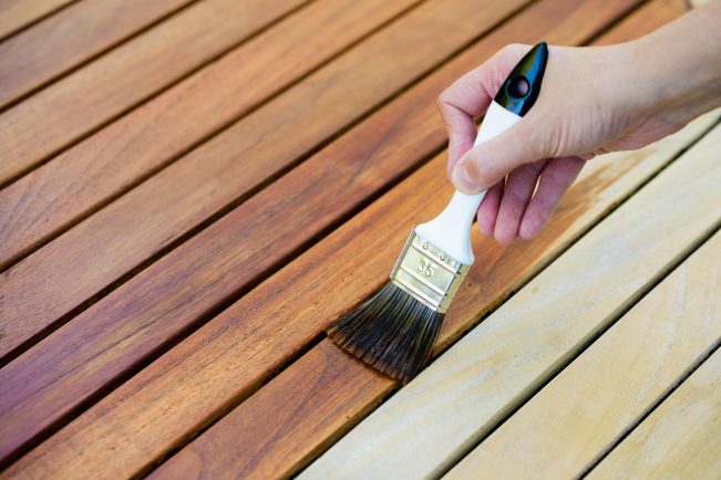 Best-Oil-for-Outdoor-Wood-Furniture